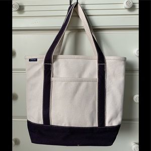 Lands’ End Tote